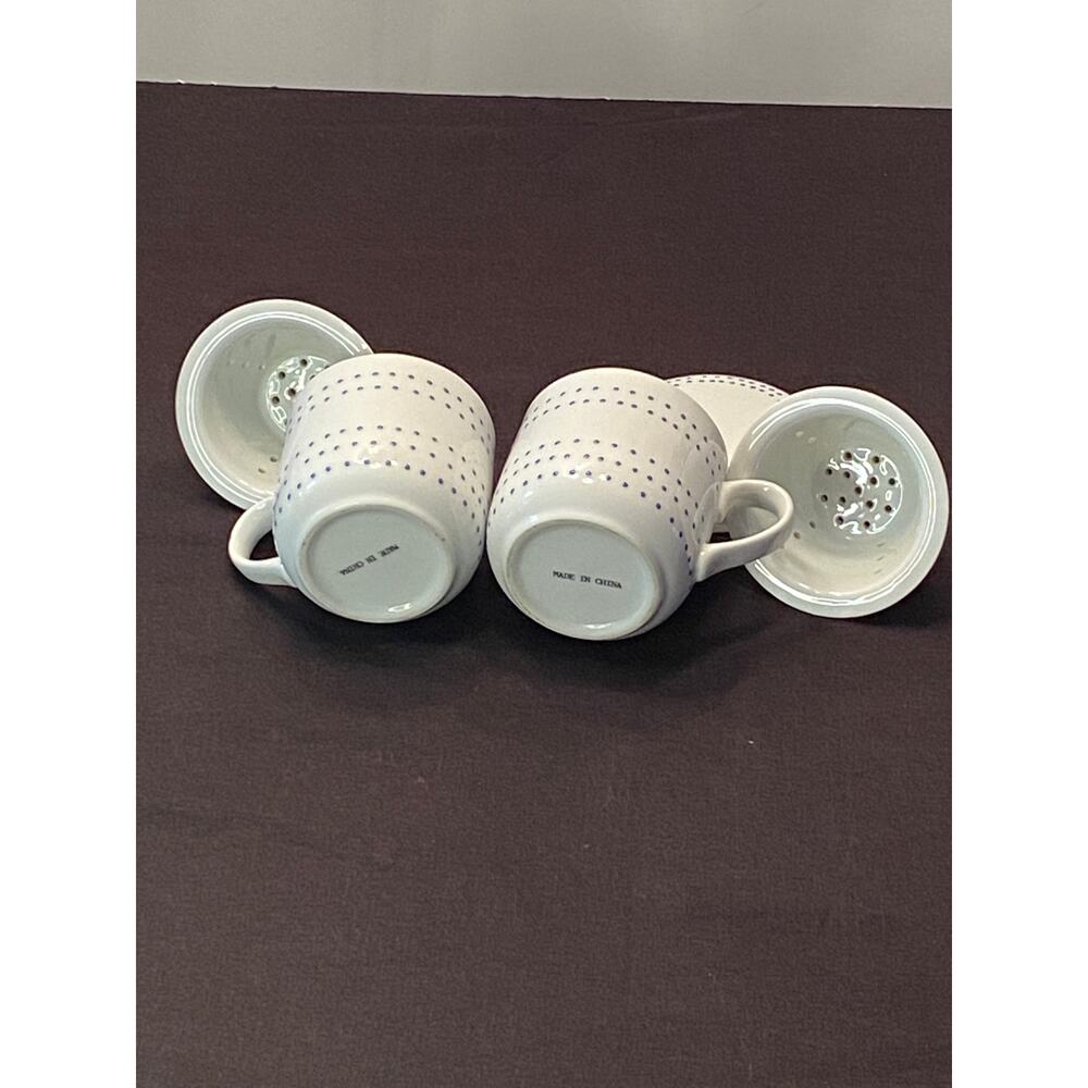 Set White Ceramic Tea cups with infusers with blue raised dots EUC gift